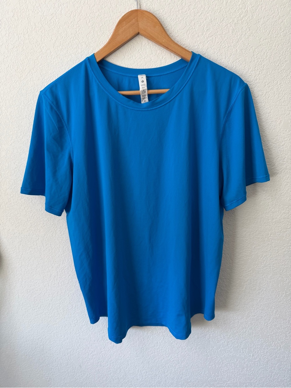 lululemon Blue Athletic Tee Size 14